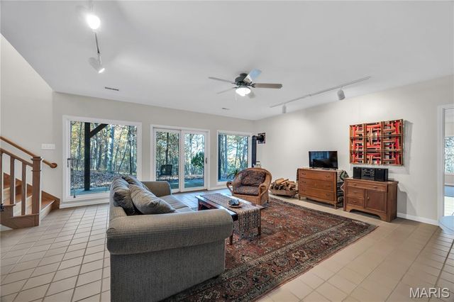 1845 Eagle Nest Drive, Hermann, MO 65041