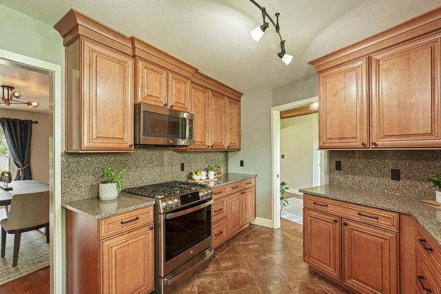 2326 Vista Del Lago Dr, Valley Springs, CA 95252