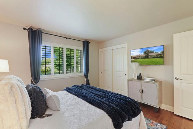 2326 Vista Del Lago Dr, Valley Springs, CA 95252