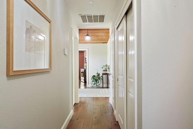 2326 Vista Del Lago Dr, Valley Springs, CA 95252