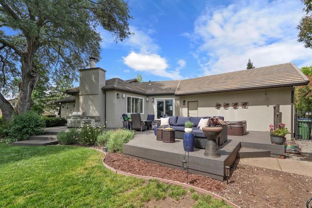 2326 Vista Del Lago Dr, Valley Springs, CA 95252
