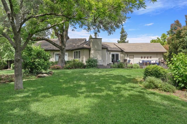 2326 Vista Del Lago Dr, Valley Springs, CA 95252
