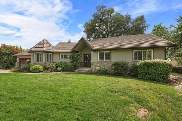 2326 Vista Del Lago Dr, Valley Springs, CA 95252