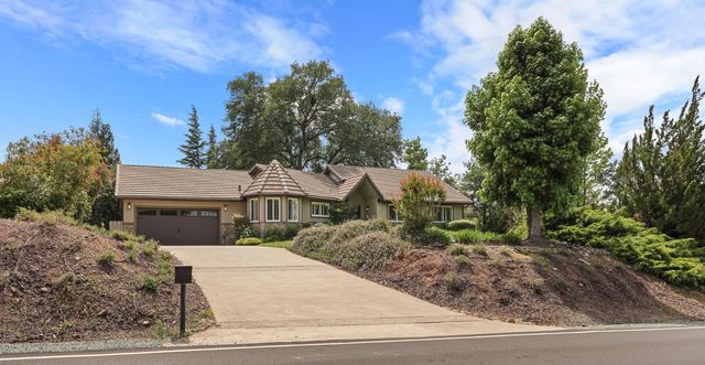 2326 Vista Del Lago Dr, Valley Springs, CA 95252