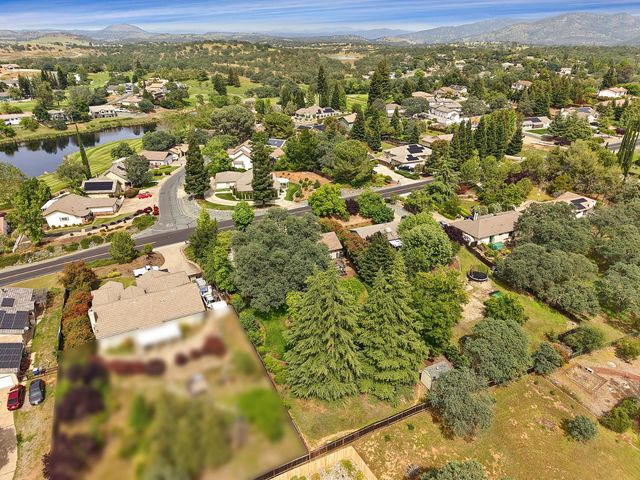 2326 Vista Del Lago Dr, Valley Springs, CA 95252