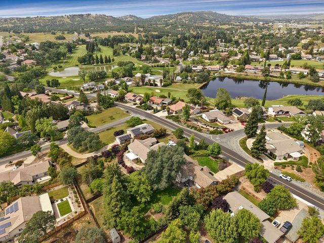 2326 Vista Del Lago Dr, Valley Springs, CA 95252
