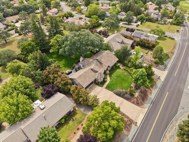 2326 Vista Del Lago Dr, Valley Springs, CA 95252
