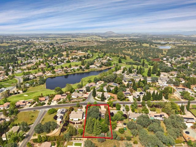 2326 Vista Del Lago Dr, Valley Springs, CA 95252