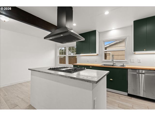 6523 Se 84TH Ave, Portland, OR 97266