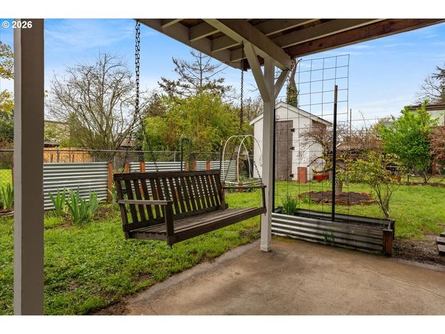 6523 Se 84TH Ave, Portland, OR 97266