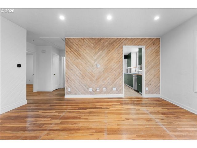 6523 Se 84TH Ave, Portland, OR 97266