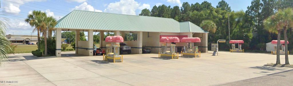 10497 D'Iberville Boulevard, D'iberville, MS 39540