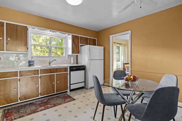 1002 Celia Lane, Lexington, KY 40504