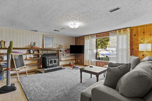 1002 Celia Lane, Lexington, KY 40504