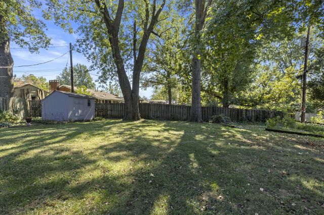 1002 Celia Lane, Lexington, KY 40504