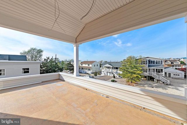 354 W 11TH ST, Ship Bottom, NJ 08008