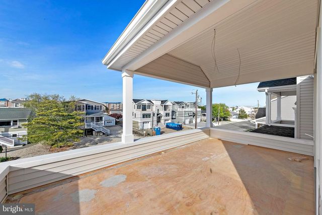 354 W 11TH ST, Ship Bottom, NJ 08008