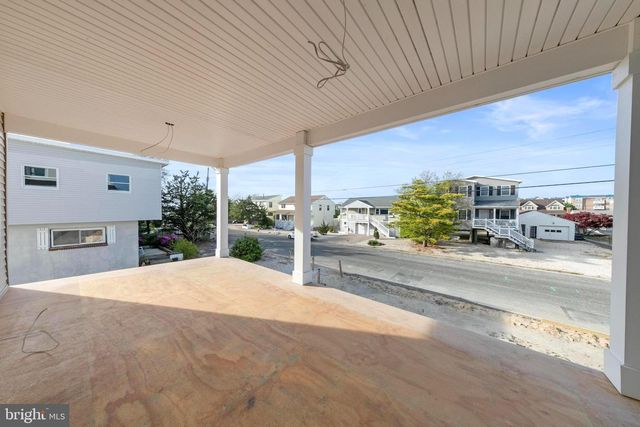 354 W 11TH ST, Ship Bottom, NJ 08008