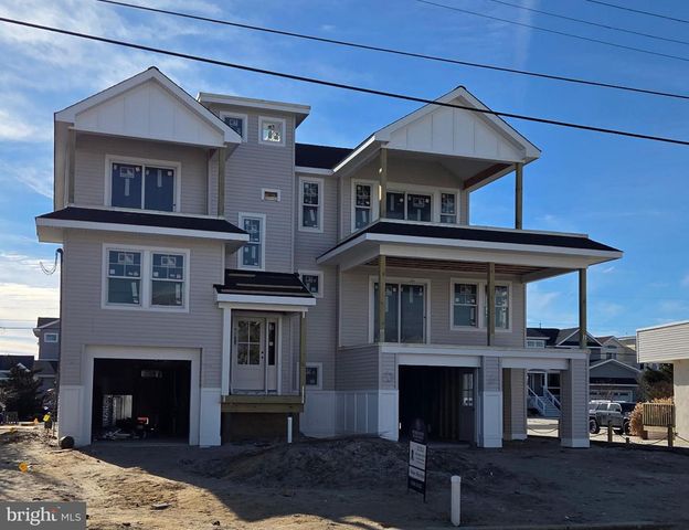 354 W 11TH ST, Ship Bottom, NJ 08008