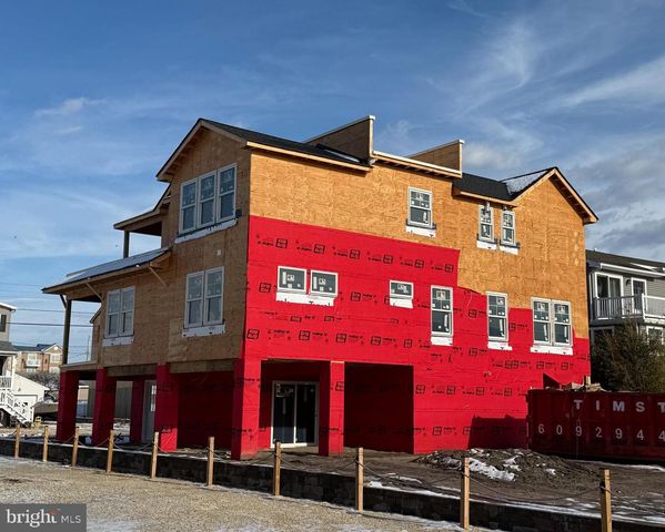 354 W 11TH ST, Ship Bottom, NJ 08008