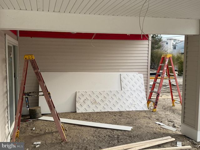 354 W 11TH ST, Ship Bottom, NJ 08008