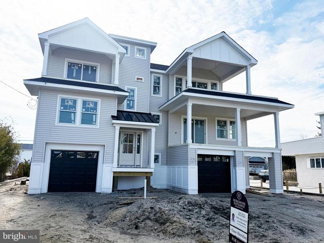 354 W 11TH ST, Ship Bottom, NJ 08008