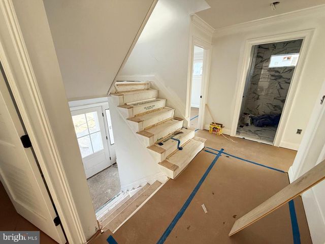 354 W 11TH ST, Ship Bottom, NJ 08008