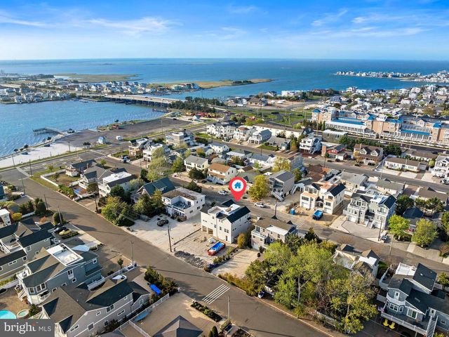 354 W 11TH ST, Ship Bottom, NJ 08008