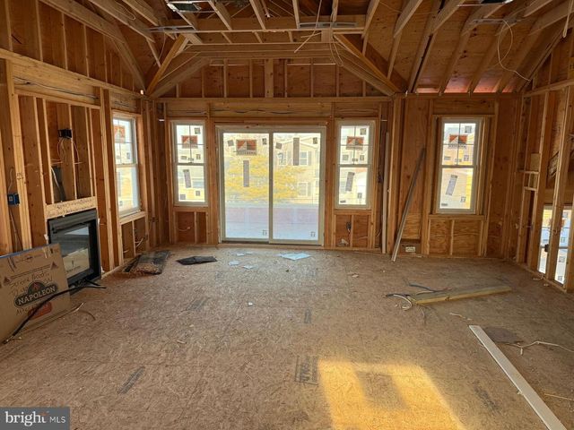 354 W 11TH ST, Ship Bottom, NJ 08008