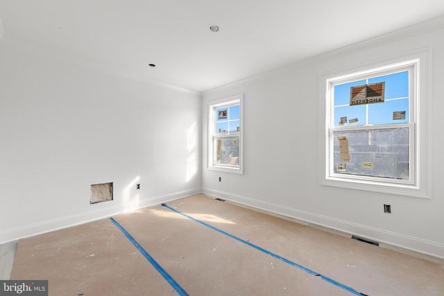 354 W 11TH ST, Ship Bottom, NJ 08008