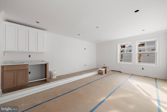 354 W 11TH ST, Ship Bottom, NJ 08008