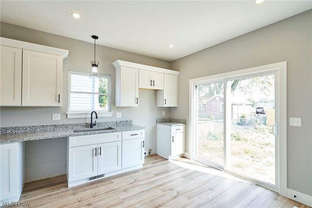 1338 E 345th Street, Eastlake, OH 44095