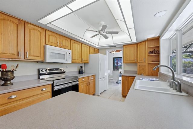 353 S SHORE DRIVE, Osprey, FL 34229