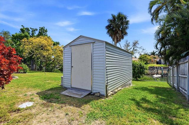 353 S SHORE DRIVE, Osprey, FL 34229