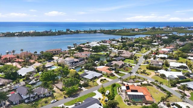 353 S SHORE DRIVE, Osprey, FL 34229