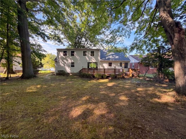 29352 Waldensa Avenue, Wickliffe, OH 44092