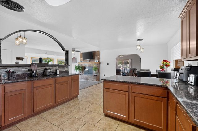 4951 Short Street SW, Los Lunas, NM 87031