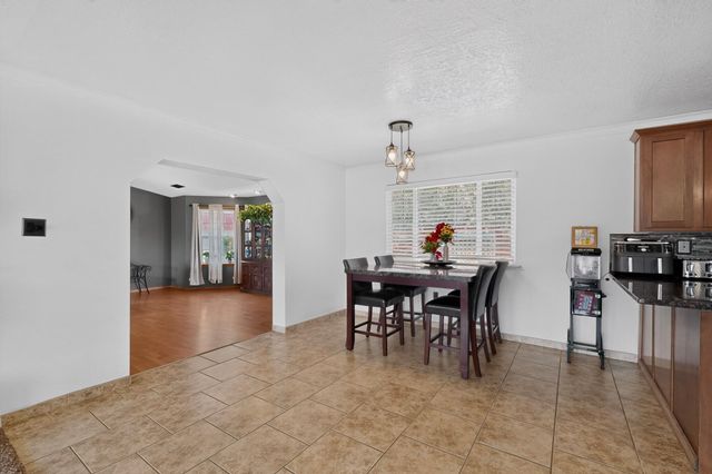 4951 Short Street SW, Los Lunas, NM 87031