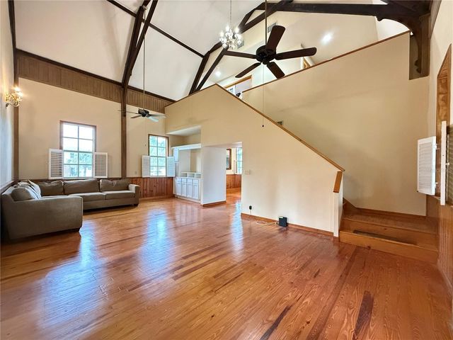 7002 SHAMROCK ROAD S, Tampa, FL 33616