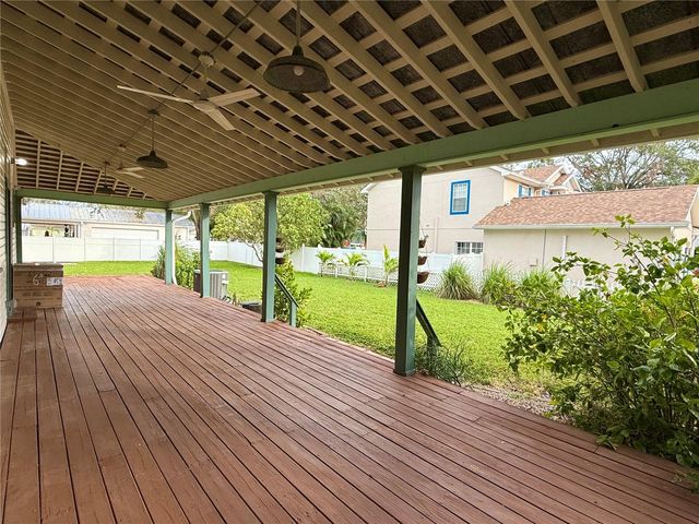 7002 SHAMROCK ROAD S, Tampa, FL 33616