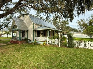 7002 SHAMROCK ROAD S, Tampa, FL 33616