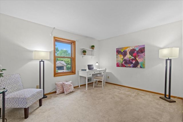 W158N10482 Fieldstone PASS, Germantown, WI 53022
