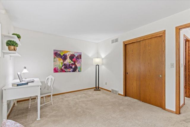 W158N10482 Fieldstone PASS, Germantown, WI 53022
