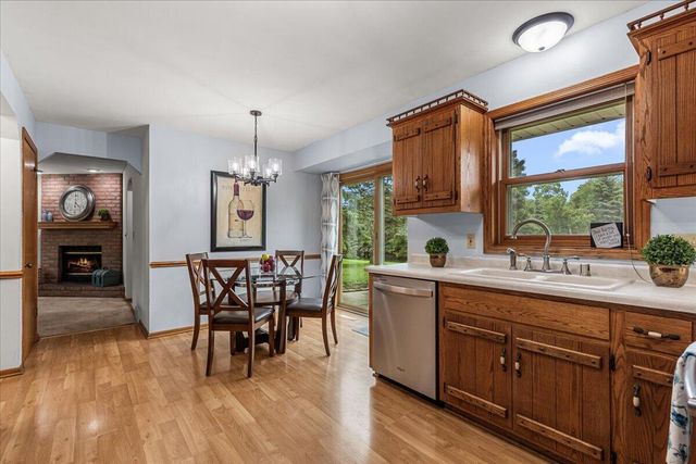 W158N10482 Fieldstone PASS, Germantown, WI 53022