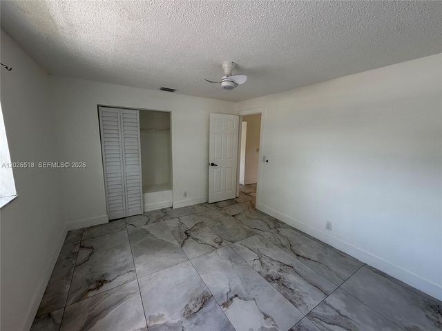 5911 NW 19th Ct 11, Lauderhill, FL 33313