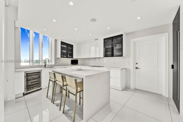 15901 Collins Ave 1606, Sunny Isles Beach, FL 33160