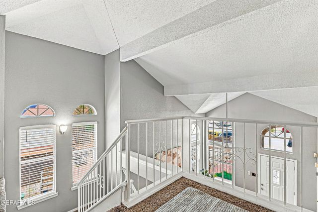 704 Medina Street, El Paso, TX 79905