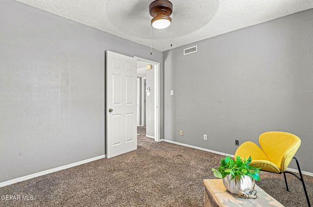 704 Medina Street, El Paso, TX 79905