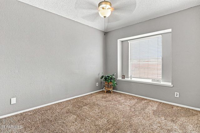 704 Medina Street, El Paso, TX 79905