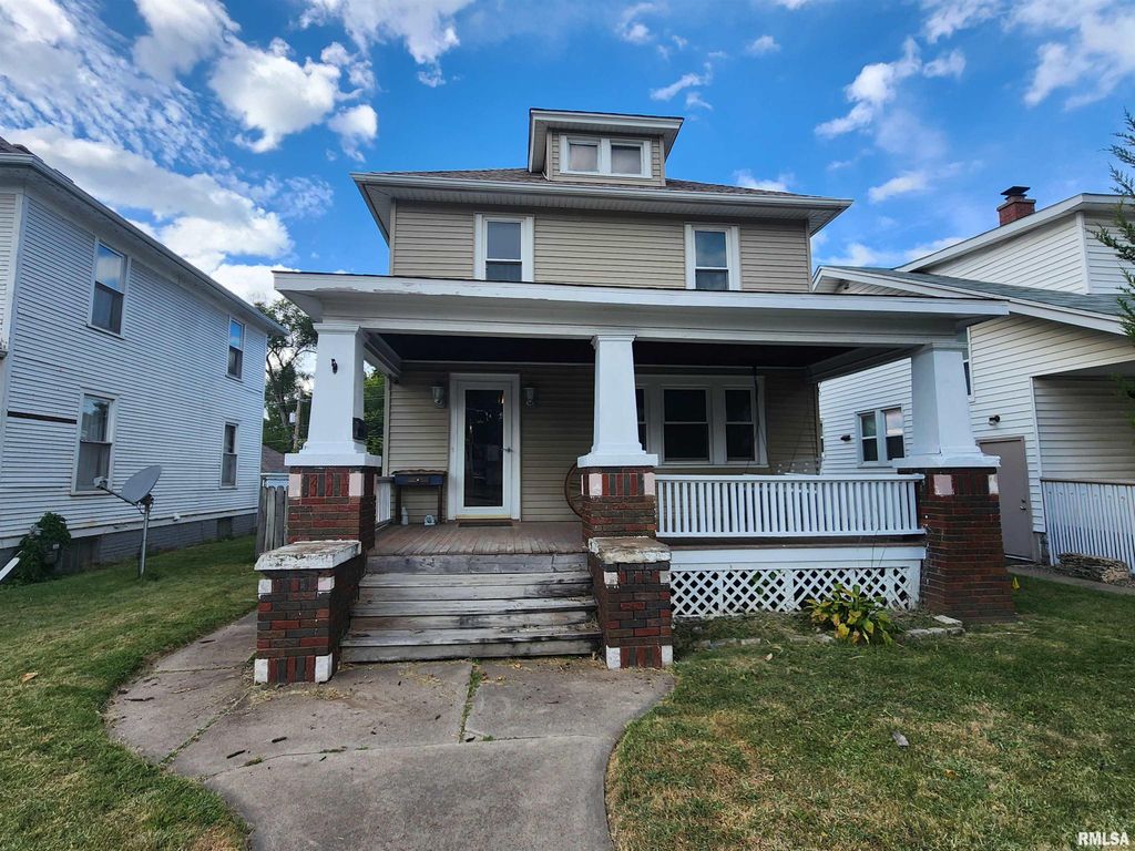 Image 1 of property listing at 1845 AVENUE OF THE CITIES Avenue, Moline, IL 61265